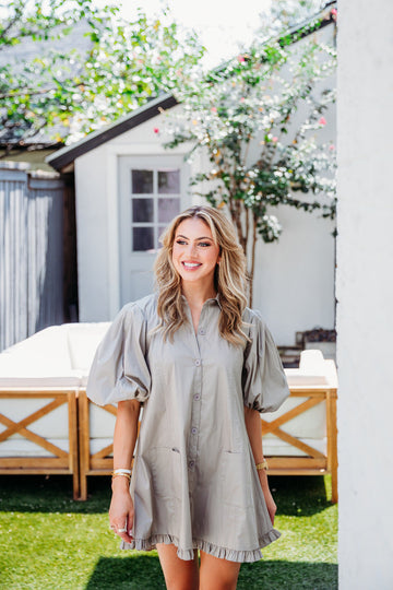 Solid Puff Sleeve Ruffle Pocket Dress