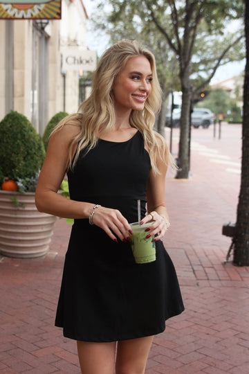 Solid Scallop Vback Kourt Dress